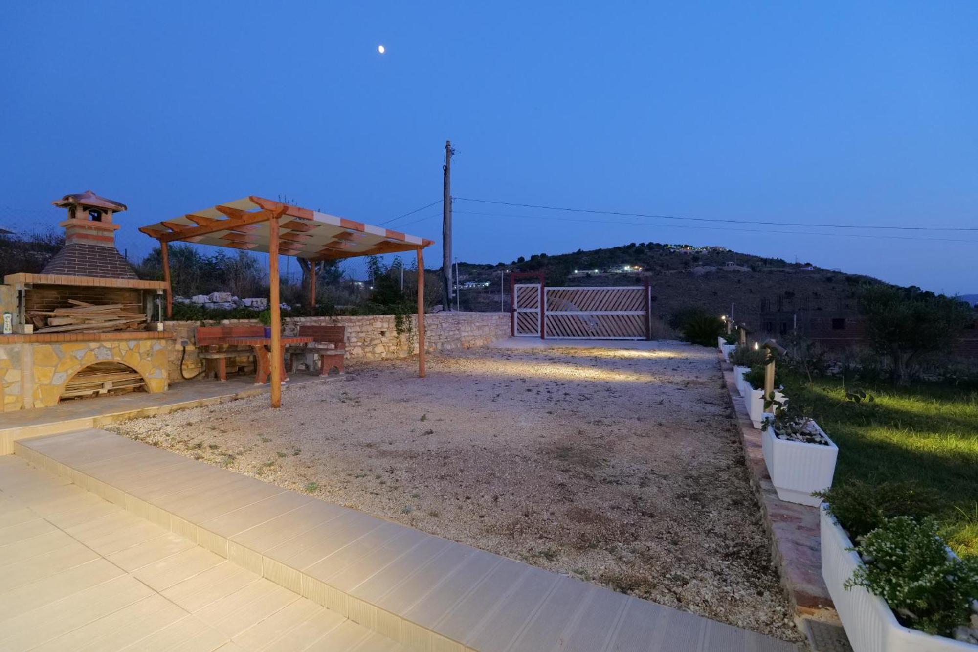 Twins Villa Sarandë Exterior foto